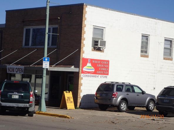 406 Downtown Plz, Fairmont, MN 56031